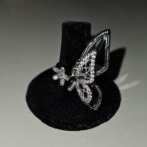 Elegant Silver Butterfly Ring